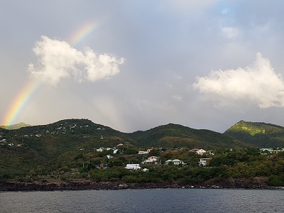 ... This being the setting of the meal. In a wonderfully sheltered bay on the west coast of Guadeloupe.
