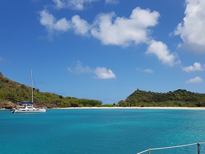 Great anchorage in the turqoise waters of Deep Bay.